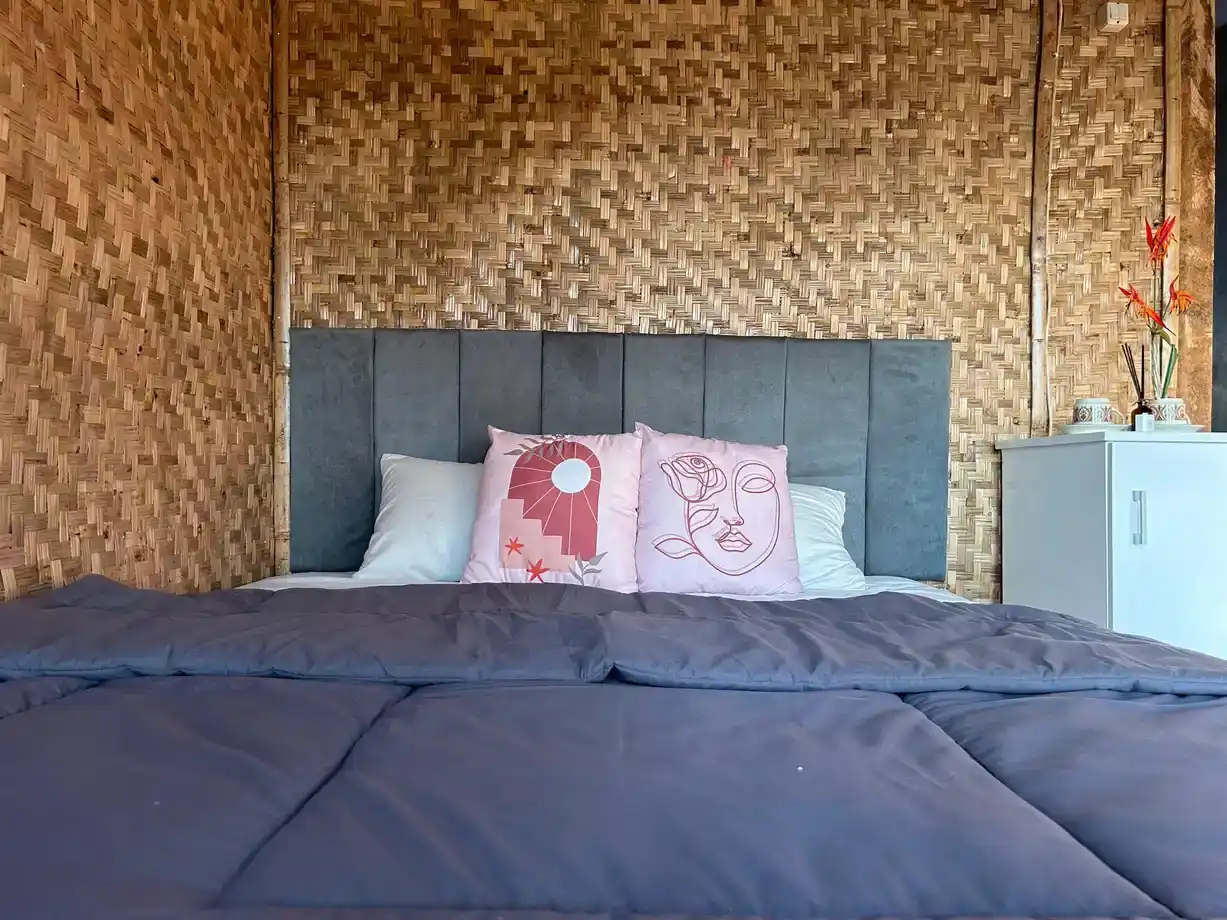 Cep Aang Room interior traditional homestay